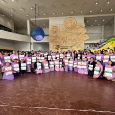 พิธีรับตราพระราชทาน “บ้านนักวิทยาศาสตร์น้อย”